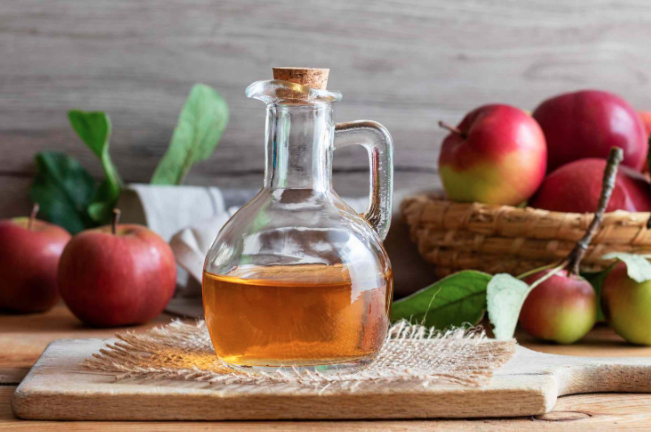 Trị ho hiệu quả nhờ giấm táo
