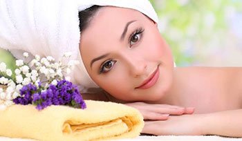 Top 4 công thức dưỡng da trắng mịn tại nhà
